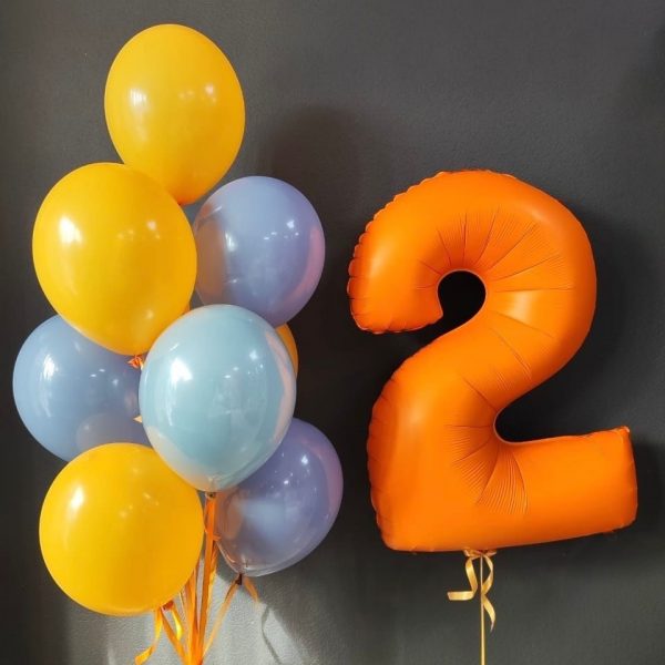 Композиция из гелиевых шаров на 2 годика для мальчика