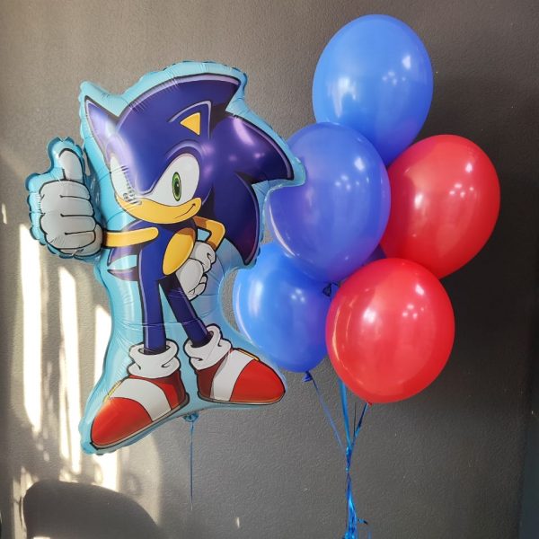 Композиция из гелиевых шаров Соник